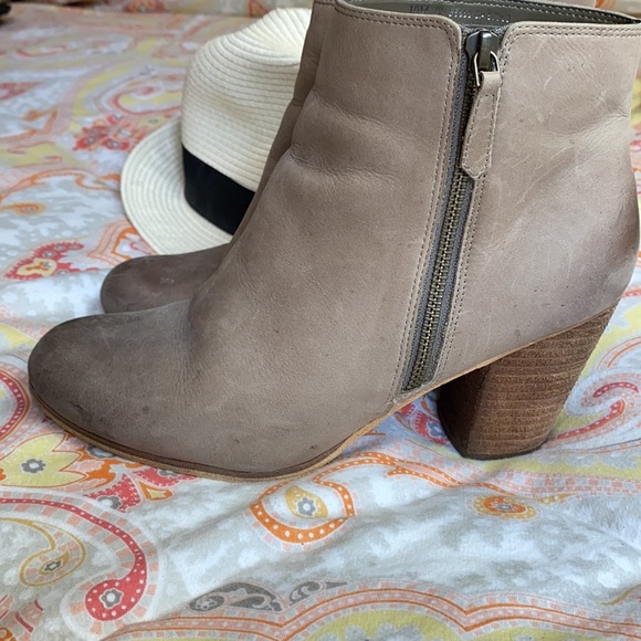 BP • Booties - Picture 5 of 10